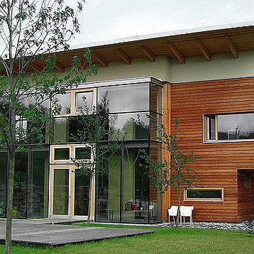 <H5>BIOARCHITETTURA</h5><h3>Villa ecosostenibile</h3><h4>Como</h4>